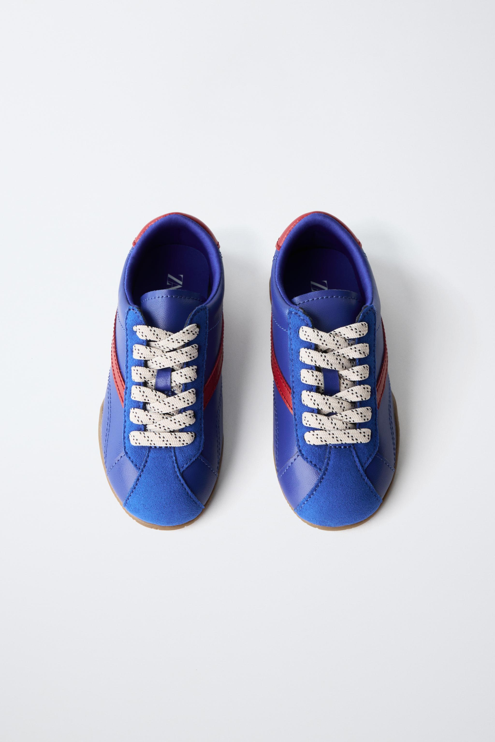 RETRO SNEAKERS